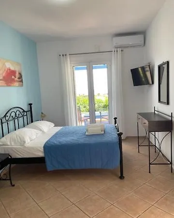 ξενοδοχειο ακρωτηρι 3*