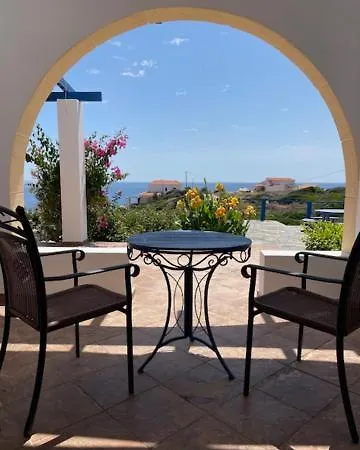 ξενοδοχειο ακρωτηρι 3*